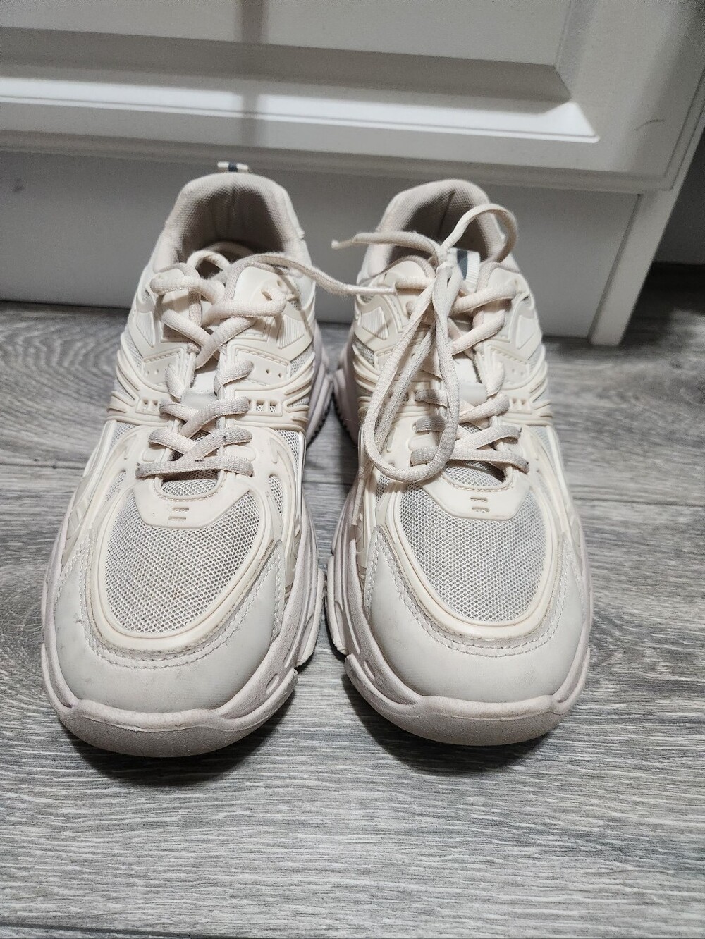 Women's Athletic Sneakers in Cream - Casual Comfort
